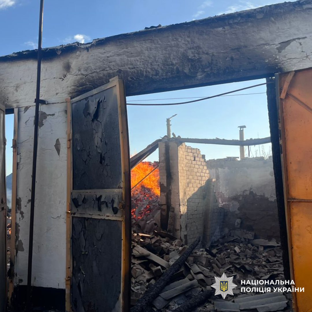 Удари по АЗС у Харкові та Лозовій, прильоти по будинках: хроніка ворожого терору в регіоні (фото)