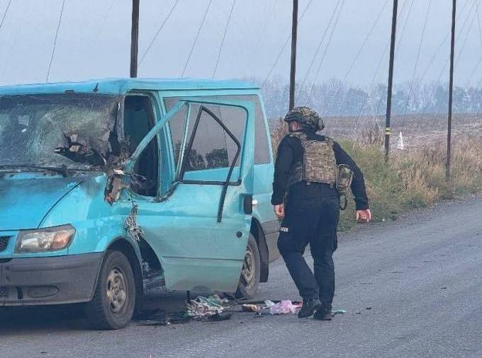 Новини Харкова: FPV-дрон атакував авто біля Карасівки