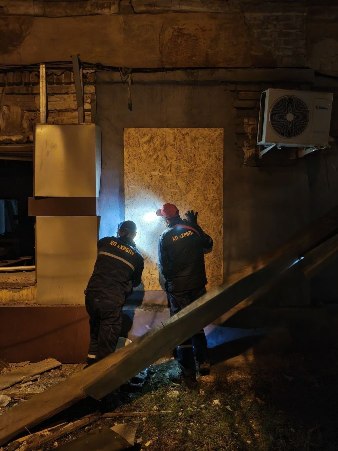 Новини Харкова: у Салтівському районі усувають наслідки нічної атаки