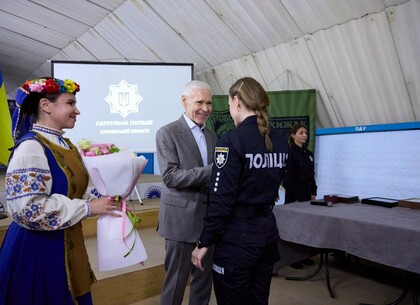 «Ви були там, де було Ігор Терехов вручив нагороди харківським патрульним (фото)