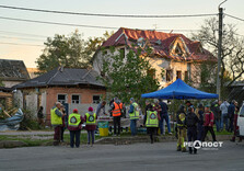 Наслідки авіаційного удару у Слобідському районі Харкова (фото)