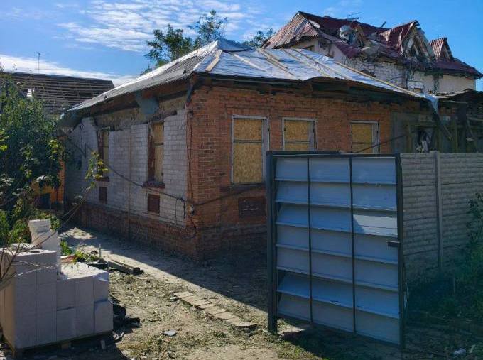 Новини Харкова: комунальники ремонтують будинки