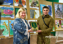 У харківському метро відкрилася виставка юних художників (фото)