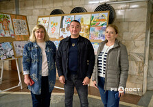 У харківському метро відкрилася виставка юних художників (фото)