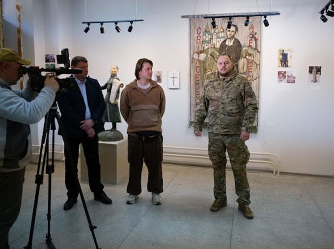 виставка «(Не)згасле світло (не)народжених для війни» в Харкові